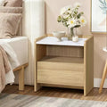 Table de chevet en chêne 23 po avec dessus en faux marbre, table de chevet en bois avec étagère de rangement ouverte, marron