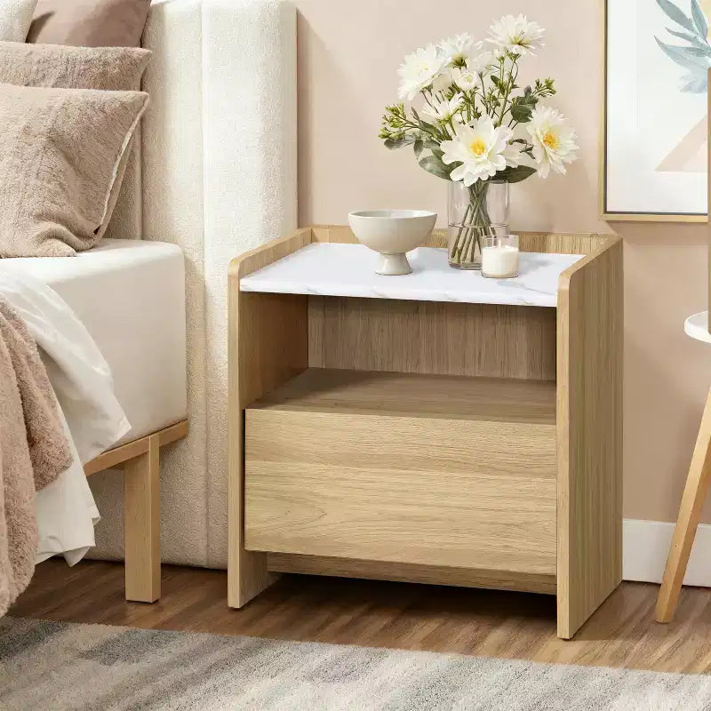 Table de chevet en chêne 23 po avec dessus en faux marbre, table de chevet en bois avec étagère de rangement ouverte, marron