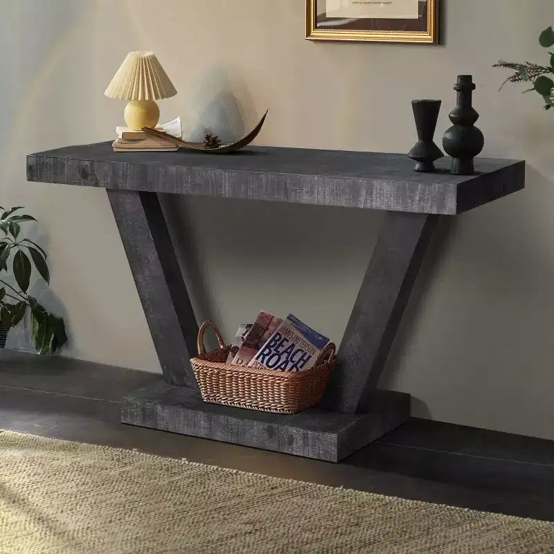 Console rustique pour entrée avec plateau en bois vieilli, large piètement en V pour couloir
